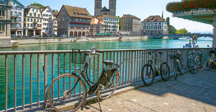 El alquiler de bicicletas en Zúrich durante el día es gratuito (iStock)