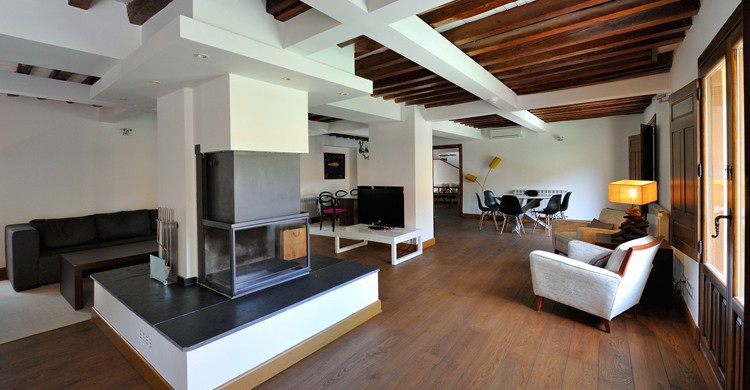 Villa Cornelius, en Las Herencias (villacornelius.com)