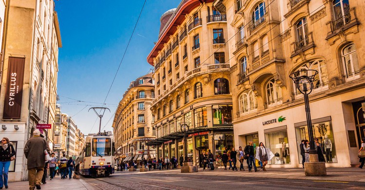 Rue du Rhone. Erik Harström (Flickr)