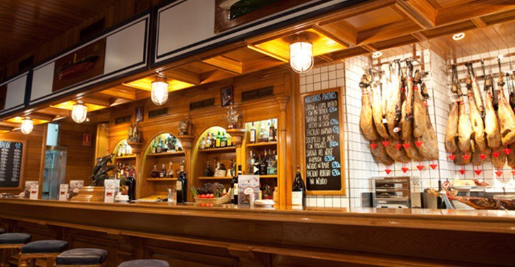 Barra de Carta Marina. (http://www.restaurantecartamarina.com/)