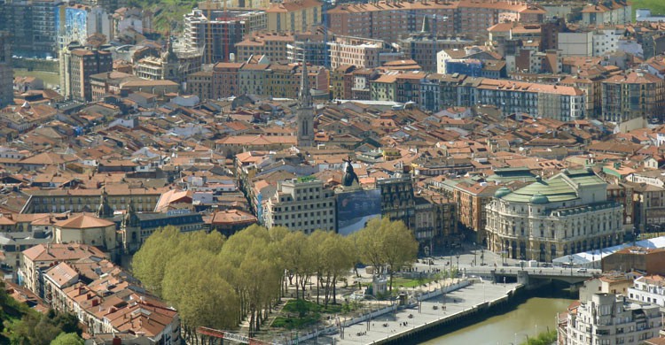Bilbao (http://www.flickr.com/photos/dalbera/3452403823)