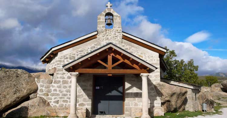 Ermita de la Virgen del Rosario, en Soto del Real (parquenacionalsierradeguadarrama.es)