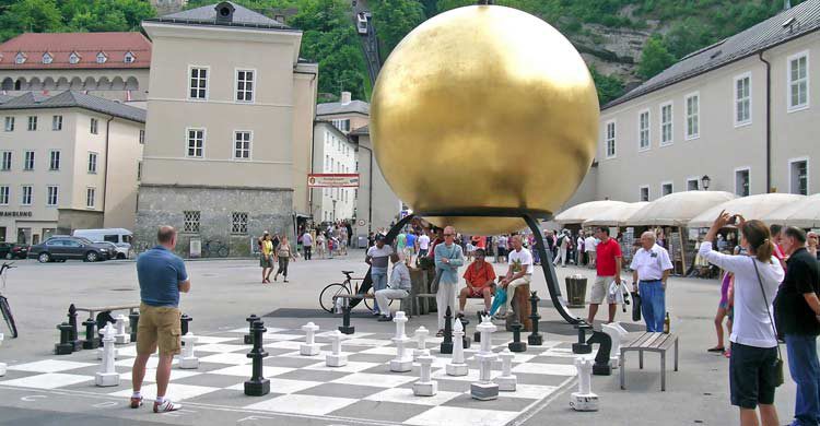 Ajedrez gigante de Residenplatz (iStock)