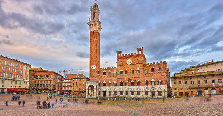 Plaza del Campo de Siena. Sborisov (iStock)