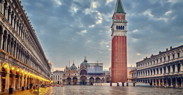 Plaza de San Marcos. Sborisov (iStock)
