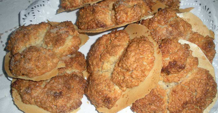 Los deliciosos almendrados de Allariz (wikimedia.org)