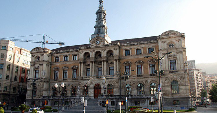 Ayuntamiento de Bilbao (Horrapics, Flickr)