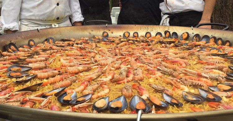 Fideuá (Restaurante Boga, Facebook)