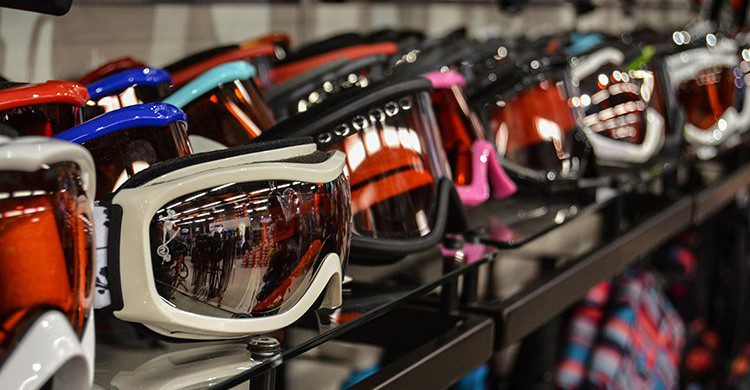 Olvidar las gafas de sol o el protector solar (Pixabay)