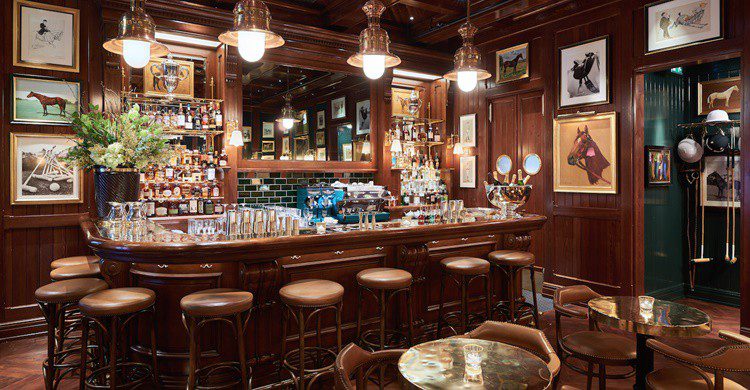 Ralph's Coffe & Bar de Londres. (Area Comunicación Global)