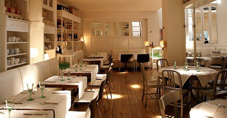 Restaurante Bazaar (http://www.grupandilana.com/es/restaurantes/bazaar)