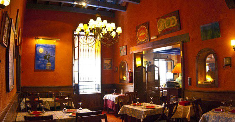 Restaurante Victoria 8 (http://www.victoria8.es/).
