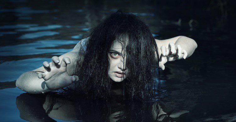 Niña demoníaca. Darkbird77 (iStock)