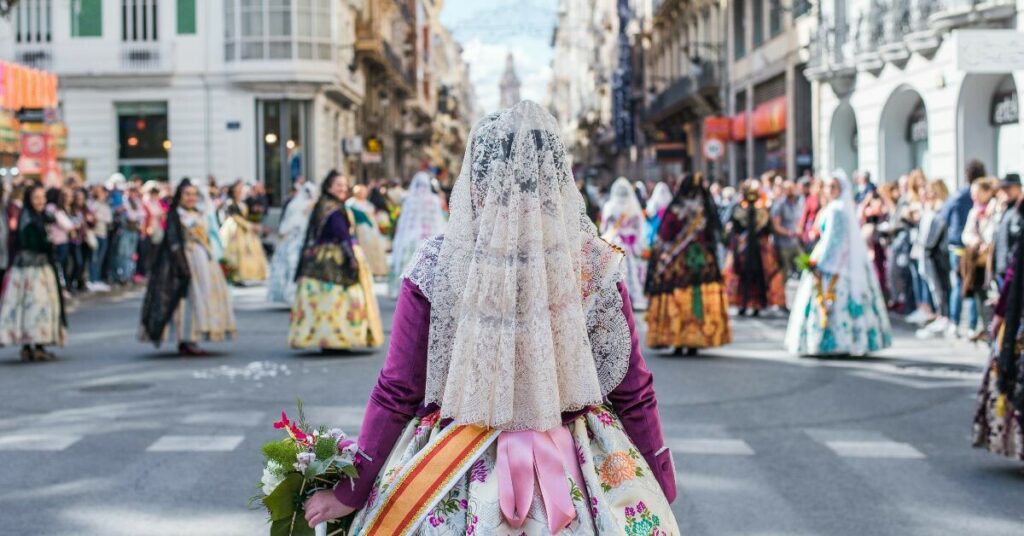 Sigue leyendo 5 razones para conocer Valencia durante las Fallas