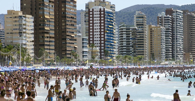 Playa de Benidorm (iStock)