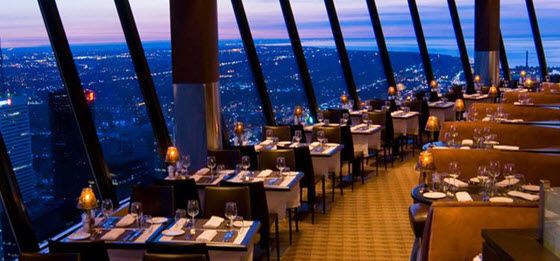 cn tower toronto restaurant