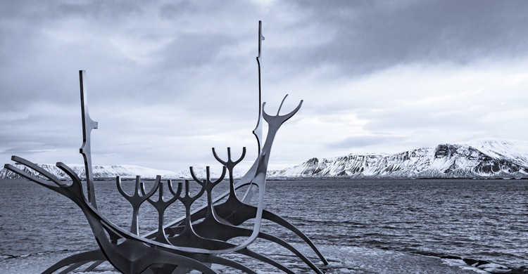 Escultura Solfar Sun Ship (mhx-Flickr)