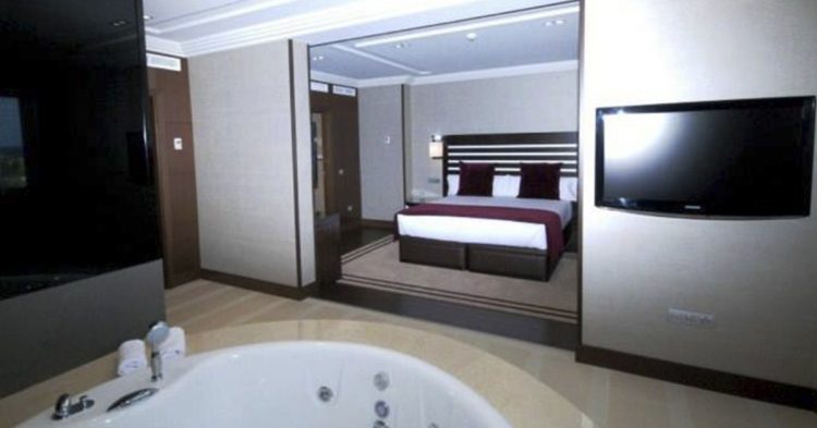 Facebook Hotel Los Peñascales