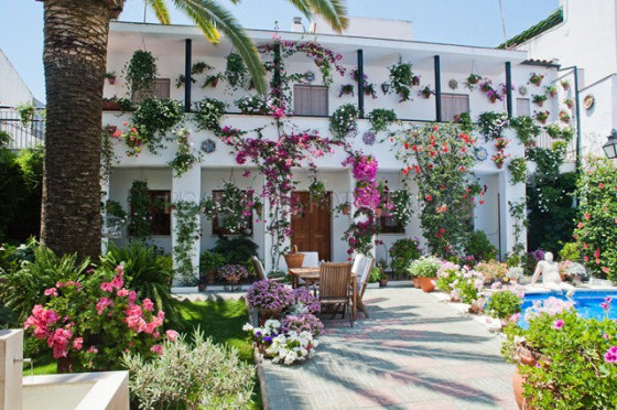 14274469062_b86fdc7d84_z