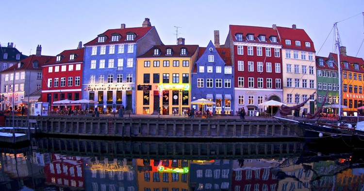 Vuelo + 3 noches de hotel en Copenhague desde 185€