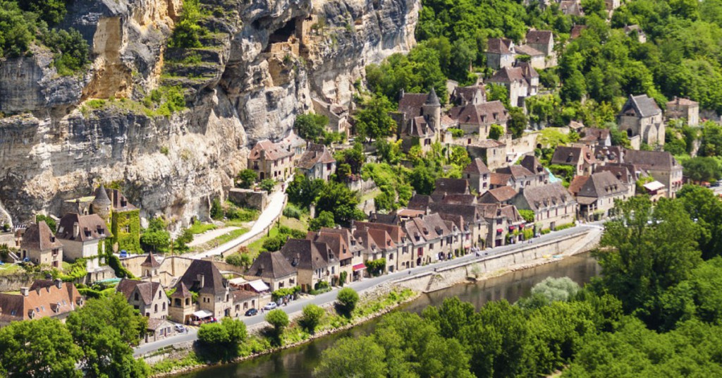 Sigue leyendo Los 9 pueblos con encanto más bonitos de Francia