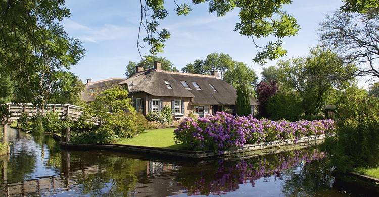 Giethoorn, Destinos rurales (iStock)