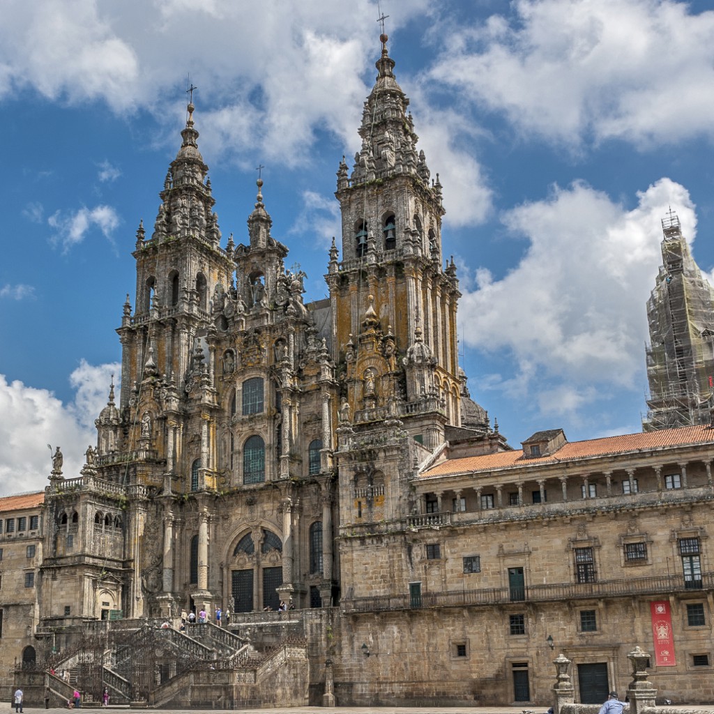2. Catedral de Santiago de Compostela (España)