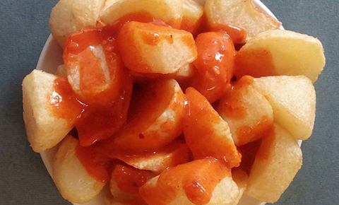 Los 10 lugares donde tomar las mejores patatas bravas de España