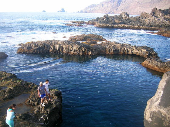 8. El Charco de los Sargos (Isla de El Hierro)