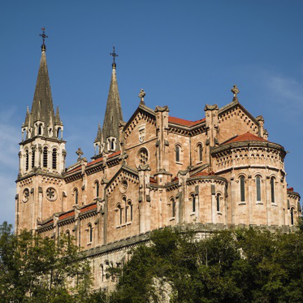 Basílica de Santa María La Real de Covadonga