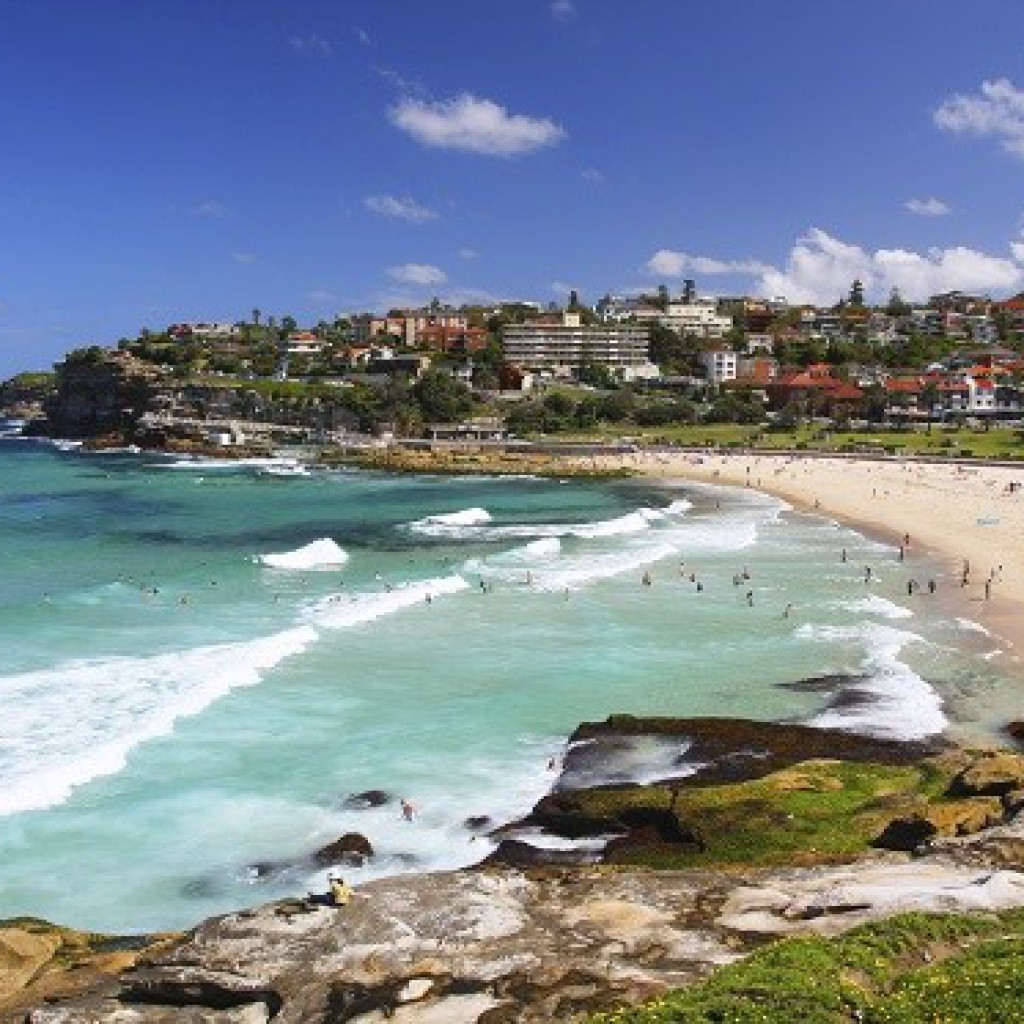 Bondi_beach