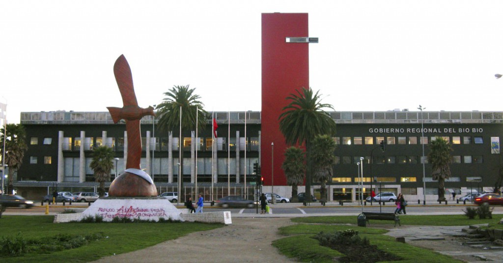 Plaza España Isabel La Católica, Chile (Farisori, Wikipedia)