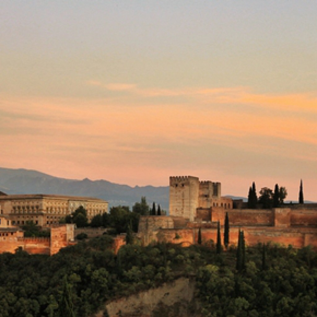 Sigue leyendo Los 8 misterios de la Alhambra que desconocías