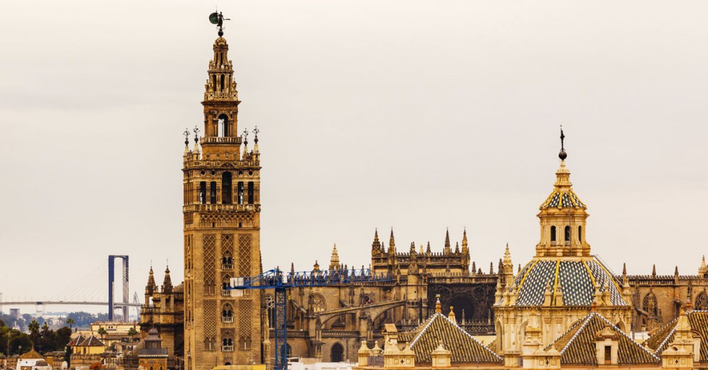 Sigue leyendo 10 curiosidades que no sabías de la Giralda