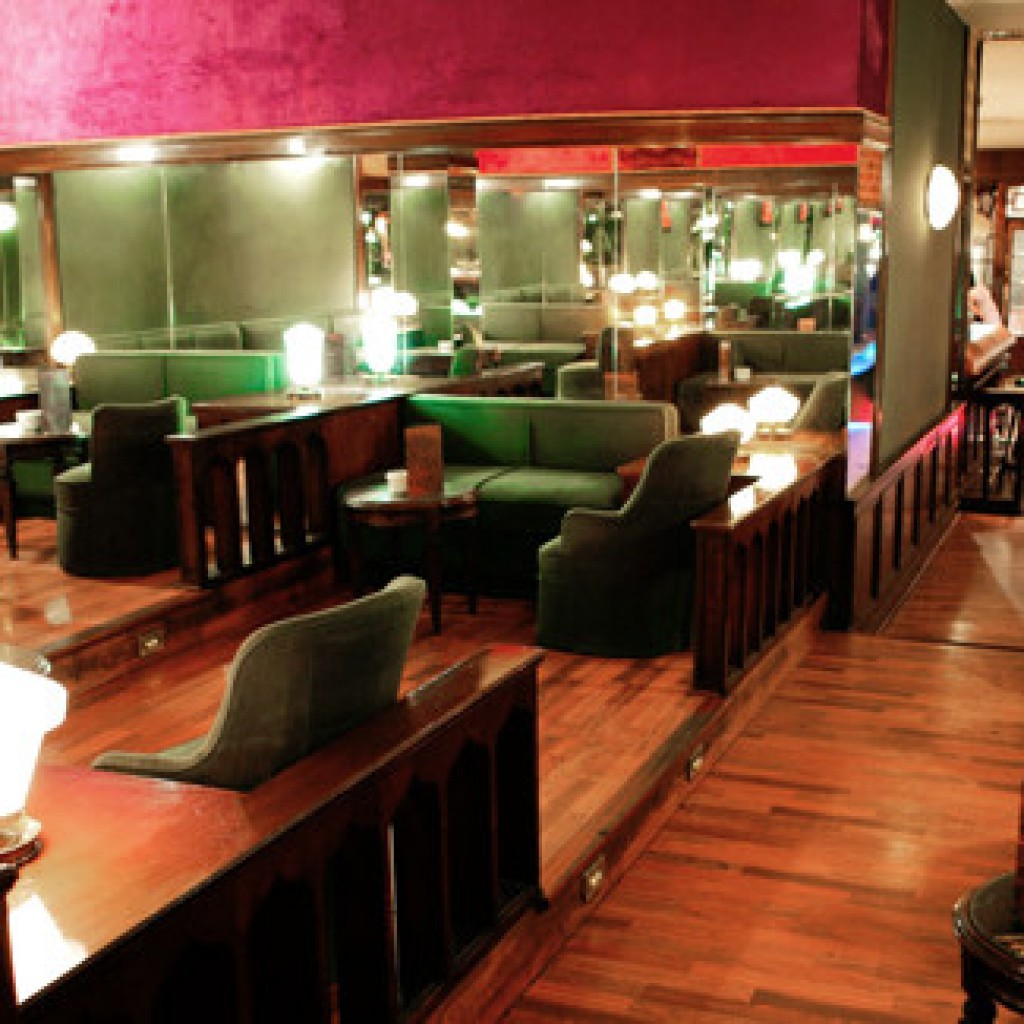 1. Josealfredo Bar, Madrid