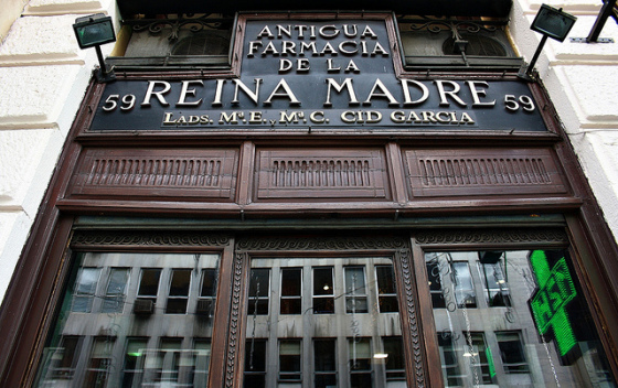 6460463429_7f56356fff_z