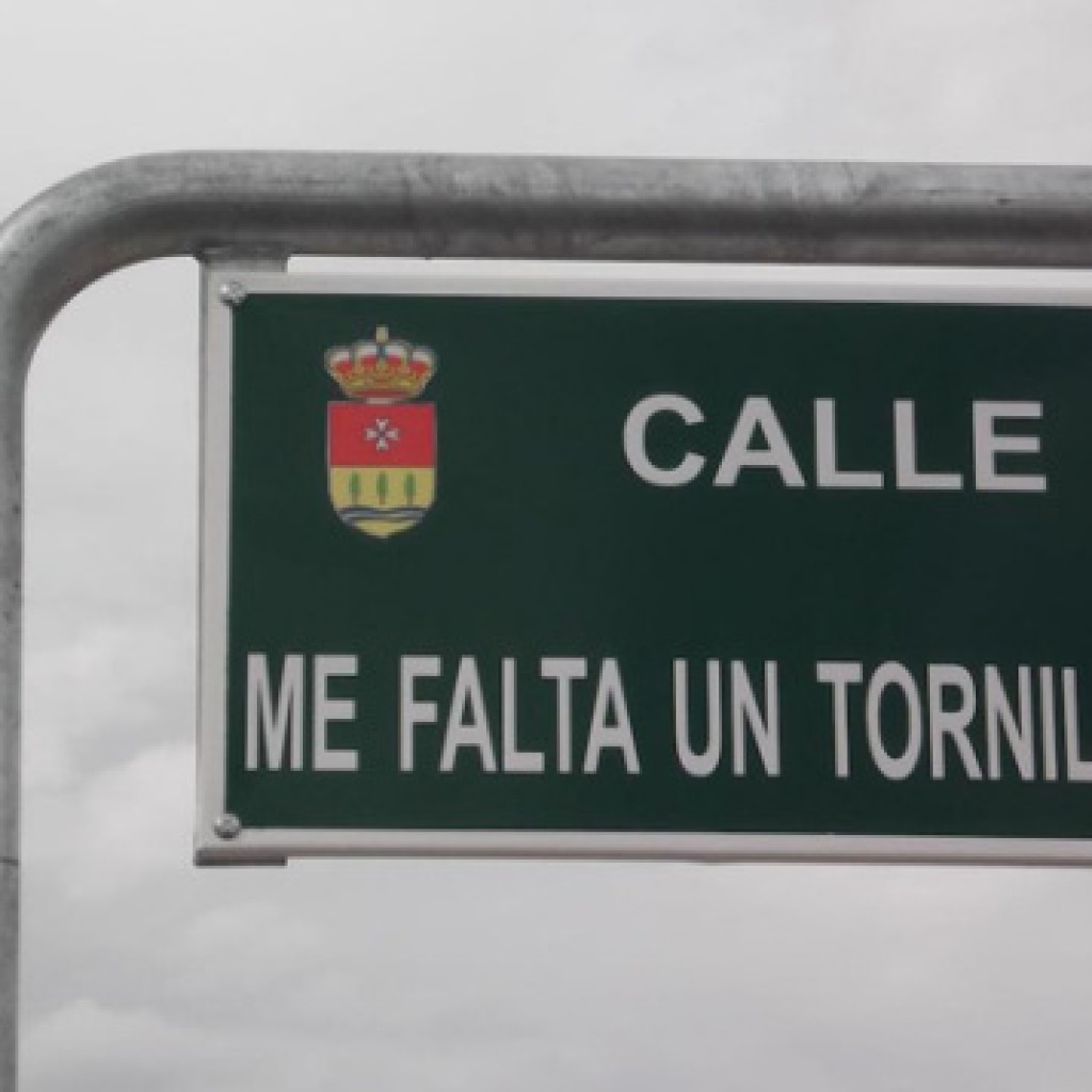 callemefaltauntornillo