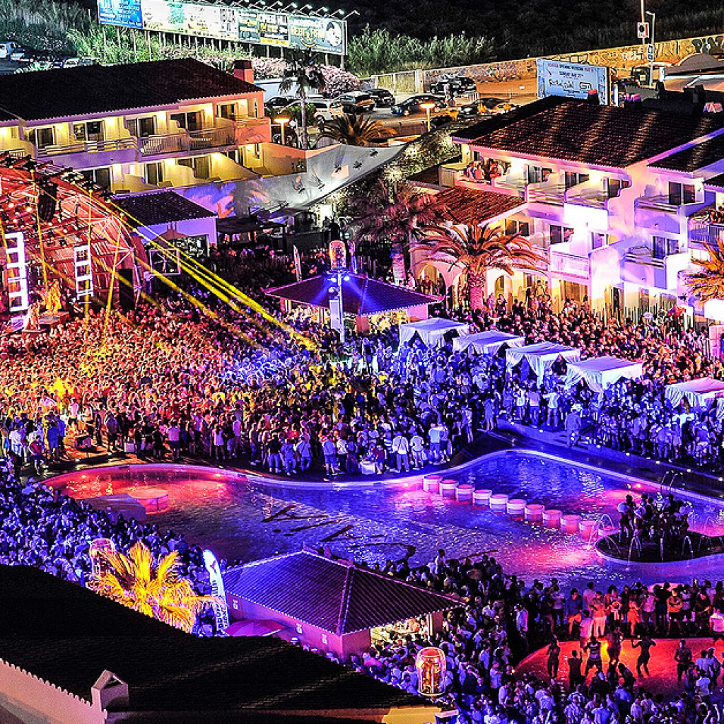 Sigue leyendo Las 10 discotecas más cool de España para este verano