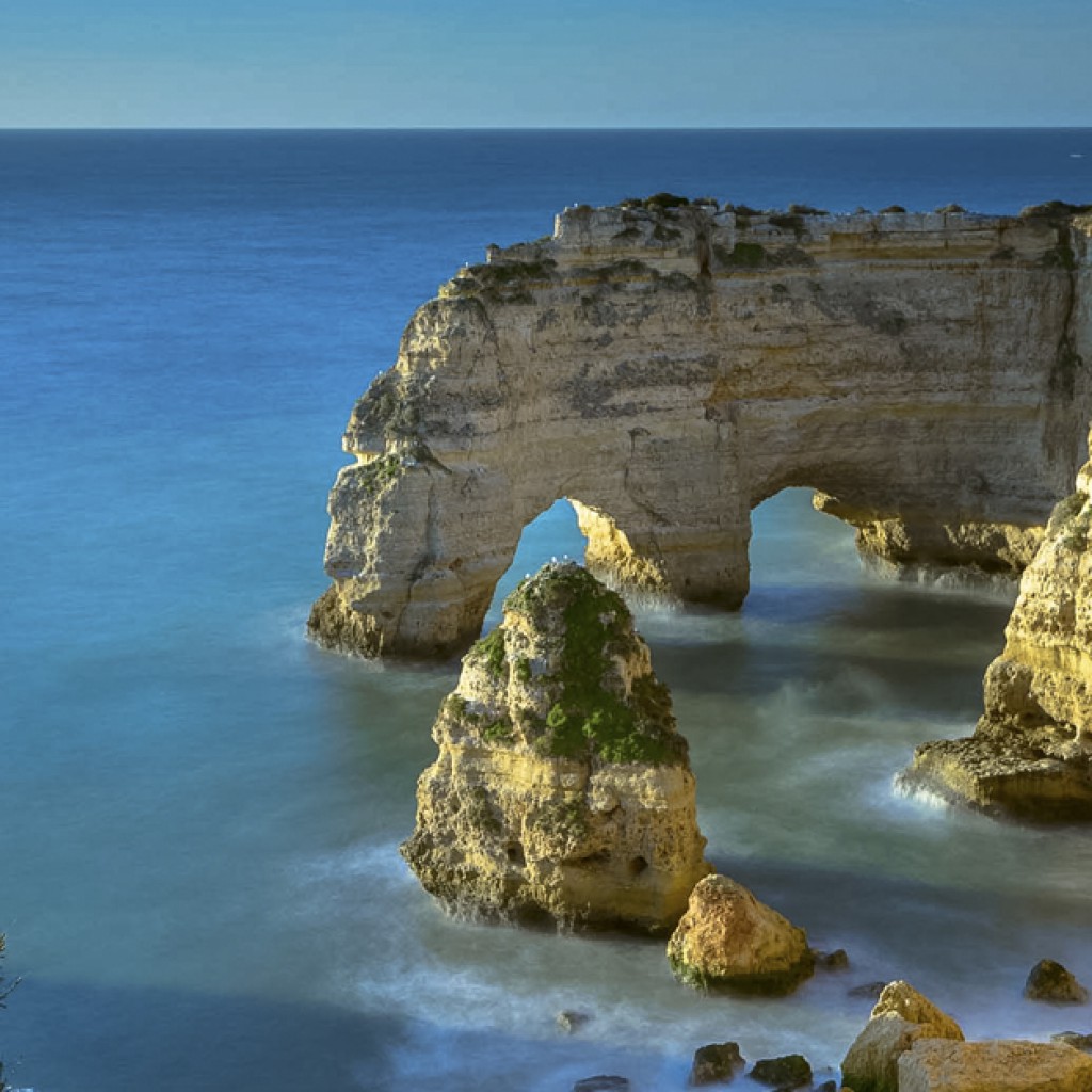 Sigue leyendo Las 7 playas imprescindibles donde bañarte en el Algarve