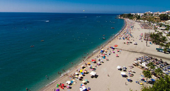 playa-burriana-nerja