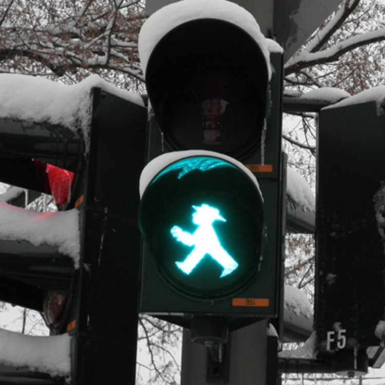Semáforo de Berlín. dvdgmz (Flickr).