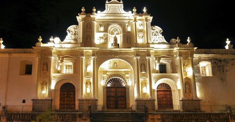 La Catedral en la Guatemala antigua, uno de los lugares que no debes dejar de visitar. Bew (Gtres).