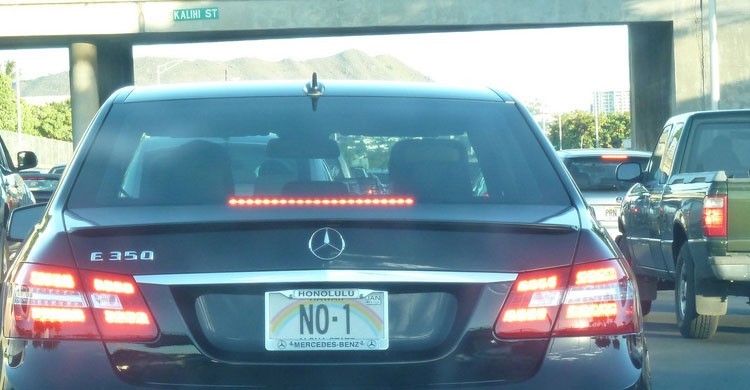 Ojo a los coches camuflados 