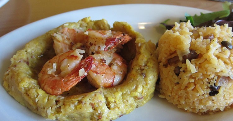 Prueba la deliciosa comida de Hawái