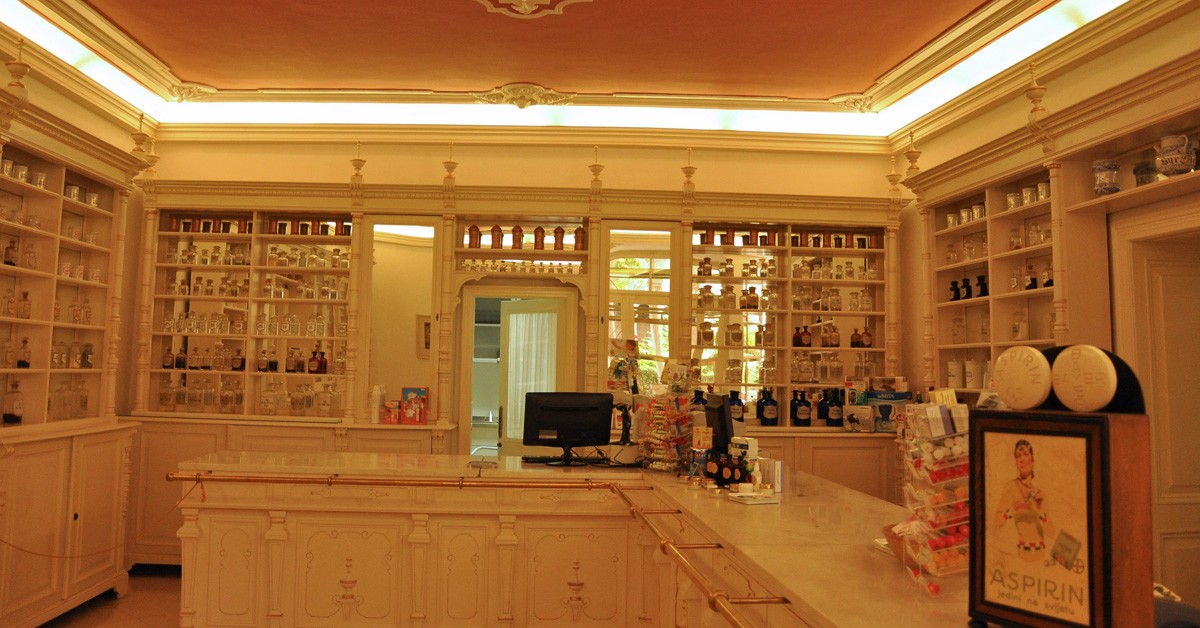 Farmacia Mala Braca (Dubrovnik, Croacia). Jennifer Boyer (Flickr)