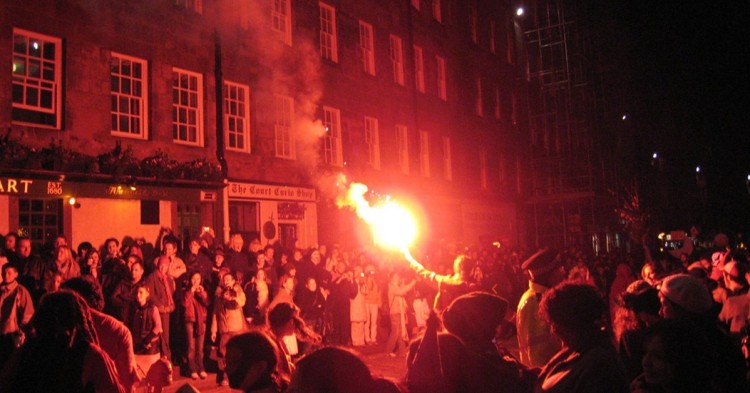 Espectáculo de Halloween en la Royal Mile de Edimburgo. valanzola.t (Flickr)