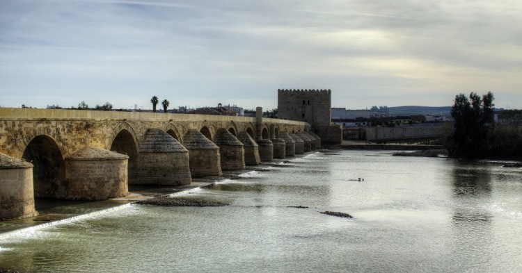 Puente romano sobre el Guadalquivir en Córdoba. Javier Orti (Flickr)