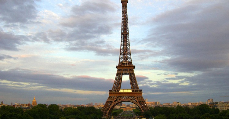 Torre Eiffel. BenJTsunami (Flickr)