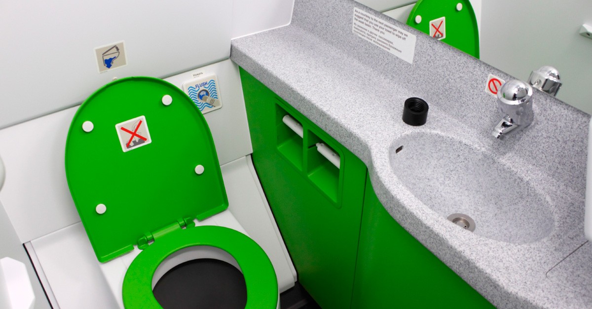 Hay más posibilidades de encontrar bacterias en el grifo del lavabo que en el inodoro (iStock)