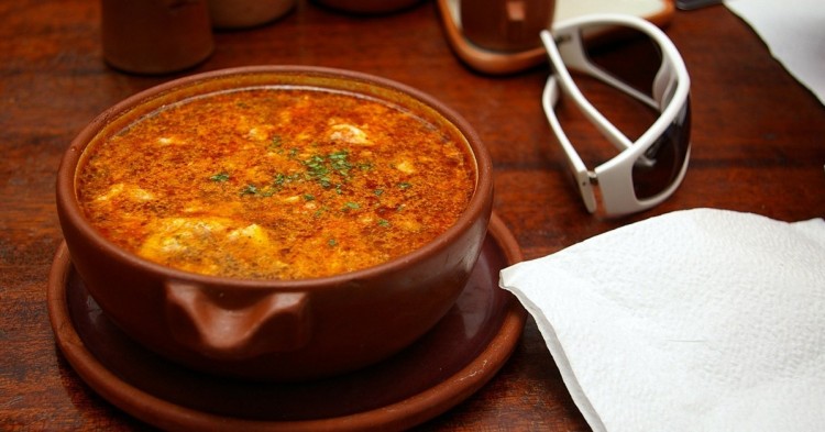 Sopa de ajo. G M (Flickr).